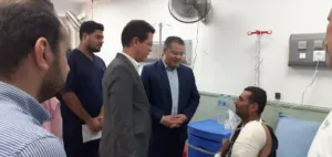 رئيس جامعة بنها يتفقد سير العمل والاطمئنان على المرضى بالمستشفى الجامعي