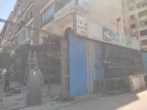 رفع جميع وصلات الكهرباء العشوائية لسرقة الكهرباء بشبرا الخيمة - صور