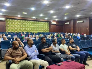 بدء البرنامج التأهيلي لمعلمي مدارس هيئة الشبان العالمية ببنها تحت إشراف منظمة خريجي الأزهر