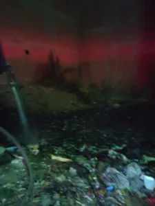 السيطرة على حريق في مخلفات بقطعة أرض ببنها