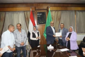 محافظ القليوبية يكرم المشرفين ومديري ادارات التضامن الاجتماعي لجهودهم في تنظيم موسم الحج