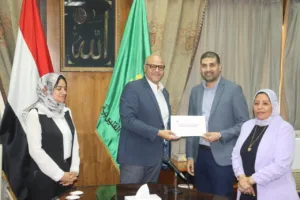محافظ القليوبية يكرم المشرفين ومديري ادارات التضامن الاجتماعي لجهودهم في تنظيم موسم الحج
