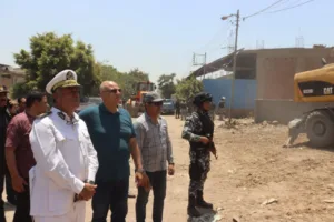 محافظ القليوبية يقود حملة مكبرة لإزالة التعديات على الأراضي الزراعية بقليوب