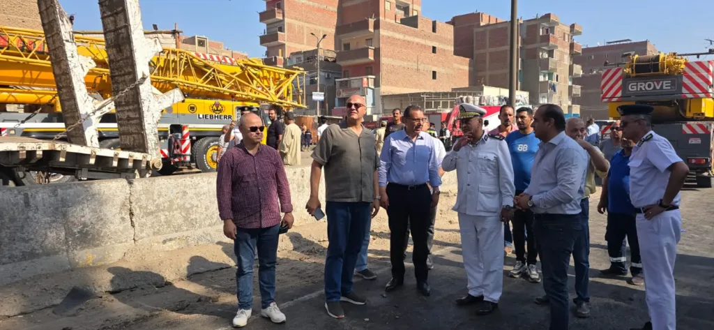 محافظ القليوبية يتابع اصلاح كوبري طوخ ويشرف على إعادة فتح الطريق الزراعي