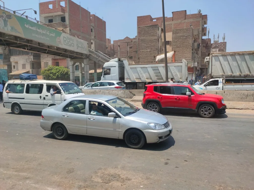 انفراجة مرورية على طريق "مصر - اسكندرية" الزراعي بعد رفع كوبري مشاة طوخ