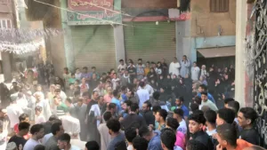 ضحايا الدائري .. تشييع جثماني شابين بقرية شبرا هارس بطوخ - صور