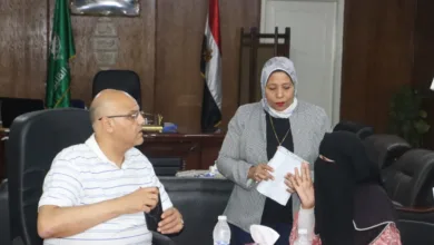 توفير فرص عمل وإنشاء مسجد .. محافظ القليوبية يستجيب للمواطنين في اللقاء الجماهيري