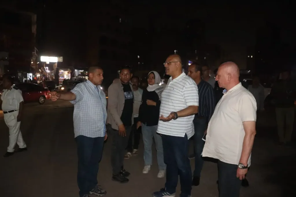 أكشاك مخالفة وعربات كارو وشاي.. أبرز مخالفات شوارع الخصوص التي كشفها محافظ القليوبية وإجراءات حازمة للمخالفين أكشاك مخالفة وعربات كارو وشاي.. أبرز مخالفات شوارع الخصوص التي كشفها محافظ القليوبية وإجراءات حازمة للمخالفين