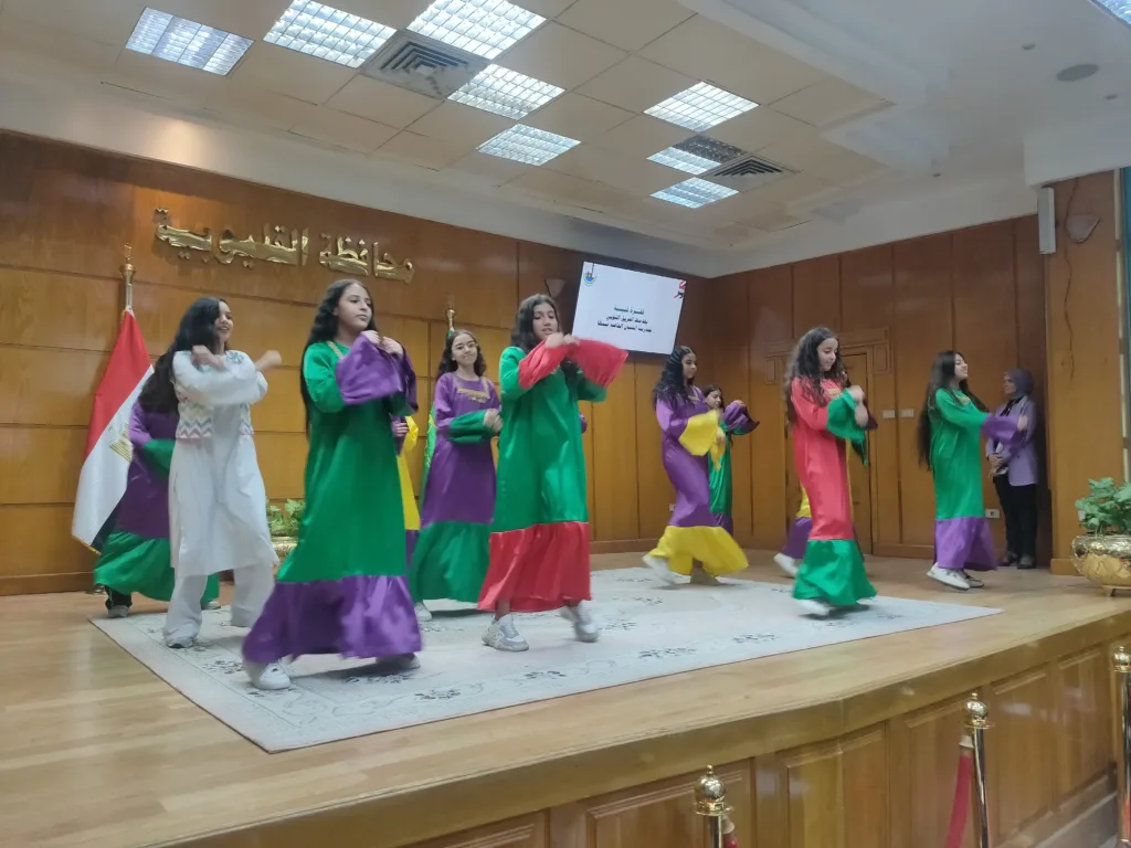 عروض فنية نوبيه وشعر ..ابرز ملامح مشاركة مواهب شبان بنها في احتفالية القليوبية بتكريم اوائل الشهادات العامة ،صور
