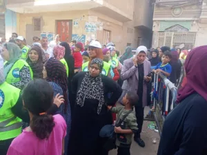 زحام أمام لجان انتخابات مجلس الشيوخ بشبين القناطر - صور