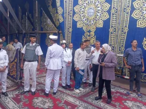 زحام أمام لجان انتخابات مجلس الشيوخ بشبين القناطر - صور