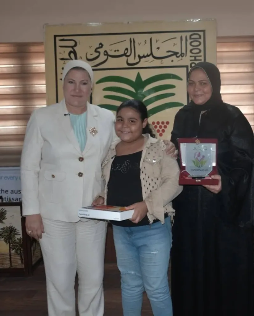 من الطفولة للإيثار.. قصة تكريم هايدي "طفلة الشيبسي" بالمجلس القومي للطفولة والأمومة