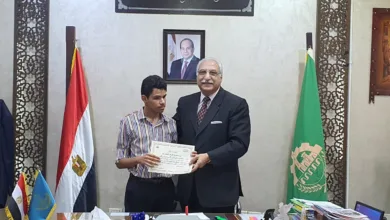 مدير تعليم القليوبية يكرم أوائل الطلبة للشهادة الإعدادية