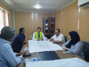 رئيس جامعة بنها يتفقد عدداً من المنشآت الجديدة بكفر سعد