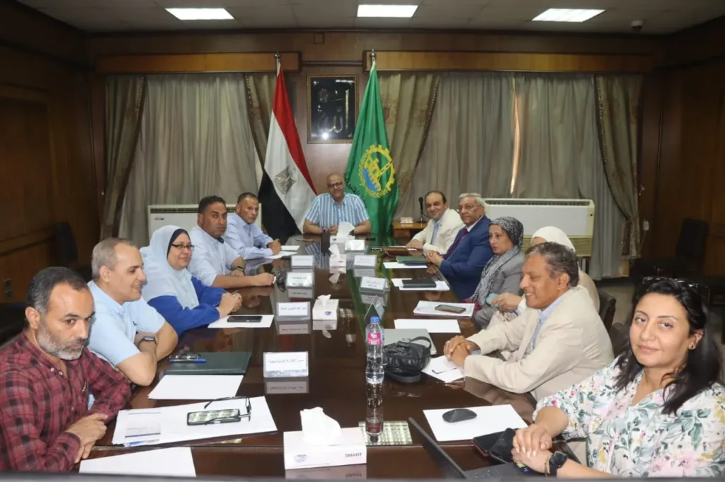 محافظ القليوبية يتابع مستجدات المرحلة "د" من ممشى أهل مصر ببنها