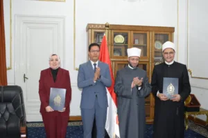 وزير الأوقاف ورئيس جامعة بنها يشهدان توقيع بروتوكول تعاون