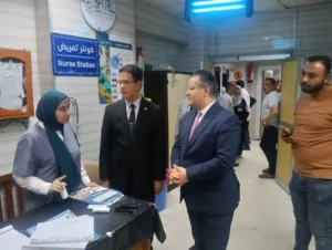 رئيس جامعة بنها يتفقد مستشفى بنها الجامعي للاطمئنان على الخدمة الطبية المقدمة للمرضى