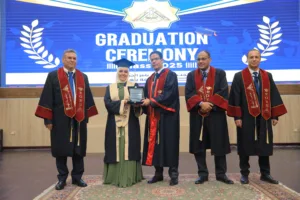 رئيس جامعة بنها لخريجي الزراعة: أنتم حملة راية الأمن الغذائي ورواد التنمية