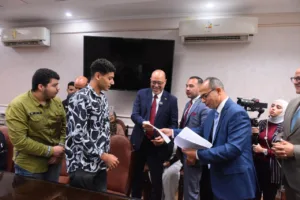 وزير العمل ومحافظ القليوبية يفتتحان ورشة عمل للتوعية بقانون العمل الجديد