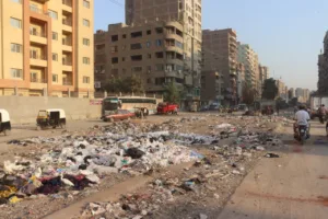 محافظ القليوبية يُجري جولة ميدانية لمتابعة أعمال النظافة ورفع التعديات بحي شرق شبرا الخيمة