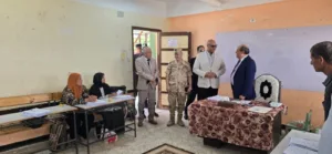 محافظ القليوبية يتابع سير انتخابات مجلس الشيوخ في يومها الأول - صور