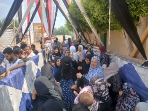 طوابير السيدات يتصدرن المشهد في انتخابات الشيوخ بالقليوبية - صور
