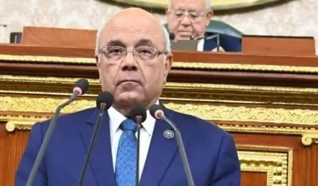 الغرفة التجارية بالقليوبية تبحث استعدادات معارض "أهلا مدارس 2025" لتخفيف الأعباء عن الأسر المصرية
