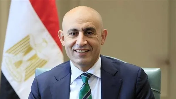 العام الدراسي يبدأ بصرامة.. التربية والتعليم ترصد الغياب وتؤكد الانضباط