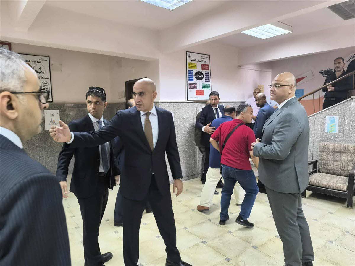 فصل الطالب لمدة عام دراسي كامل، وزير التربية يتدخل في ازمة ضرب طالب لمدرس فصل الطالب لمدة عام دراسي كامل، وزير التربية يتدخل في ازمة ضرب طالب لمدرس