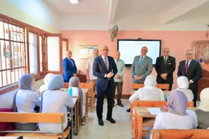 انطلاقة مميزة للعام الدراسي الجديد بالقليوبية وزير التعليم: بناء الإنسان يبدأ من المدرسة.. والمحافظ: التعليم هو استثمار في المستقبل