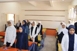 محافظ القليوبية يتفقد المعاهد الأزهرية ببنها ويؤكد: "العلم والأخلاق أساس الريادة"