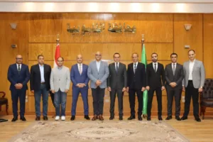 محافظ القليوبية يوقّع بروتوكول تعاون مع شركة إستادات لتطوير استاد بنها الرياضي وتحويله لمركز متكامل لخدمة المواطنين