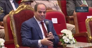 الرئيس السيسي في الندوة التثقيفية: “يد الله كانت مع مصر.. ولن نسمح بضياع الوطن” الرئيس السيسي في الندوة التثقيفية: “يد الله كانت مع مصر.. ولن نسمح بضياع الوطن”