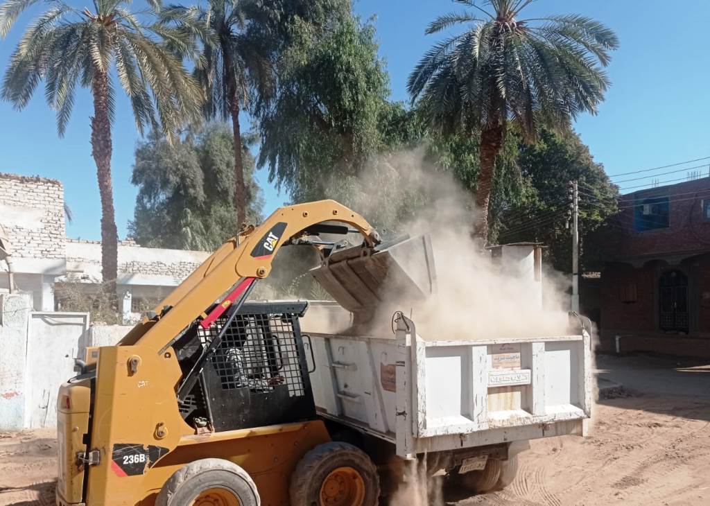جهود مكثفة بحي غرب شبرا الخيمة ترفع 3000 طن مخلفات وتعيد الوجه الحضاري للمنطقة
