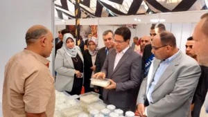 رئيس جامعة بنها يفتتح معرض المنتجات الغذائية ويؤكد دعم الدور المجتمعي للجامعة