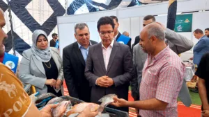 رئيس جامعة بنها يفتتح معرض المنتجات الغذائية ويؤكد دعم الدور المجتمعي للجامعة