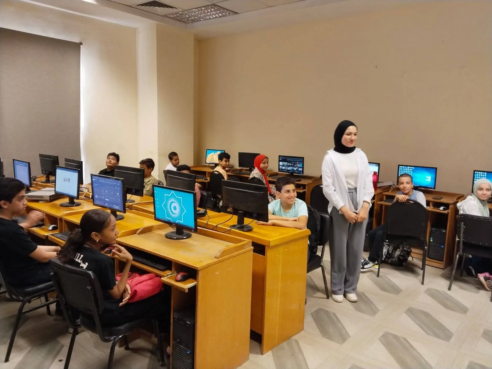 جامعة بنها تفتتح المرحلة الثانية لجامعة الطفل: إعداد علماء المستقبل وتنمية الإبداع جامعة بنها تفتتح المرحلة الثانية لجامعة الطفل: إعداد علماء المستقبل وتنمية الإبداع