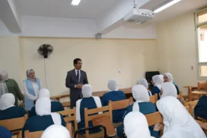 رئيس جامعة بنها يتفقد المعهد الفني للتمريض ويؤكد: “التمريض رسالة إنسانية والدولة تولي الكوادر الطبية اهتمامًا خاصًا”