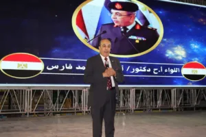 مدير الكلية الحربية الأسبق مبهور بمواهب طلاب مدارس الشبان العالمية ببنها