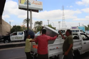 محافظ القليوبية يقود حملة ميدانية مفاجئة لإعادة الانضباط بمدخل بنها ويأمر بإزالة الإشغالات فورًا وتحرير محاضر للمخالفين