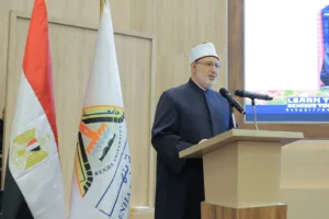 رئيس جامعة بنها ووكيل الأزهر الشريف يفتتحان ندوة “الإيمان أولًا”.. دعوة لبناء الإنسان وترسيخ القيم في مواجهة تحديات العصر