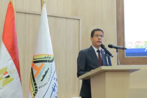 رئيس جامعة بنها ووكيل الأزهر الشريف يفتتحان ندوة “الإيمان أولًا”.. دعوة لبناء الإنسان وترسيخ القيم في مواجهة تحديات العصر