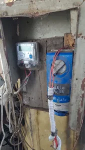 محافظ القليوبية يقود حملة ميدانية مفاجئة لإعادة الانضباط بمدخل بنها ويأمر بإزالة الإشغالات فورًا وتحرير محاضر للمخالفين