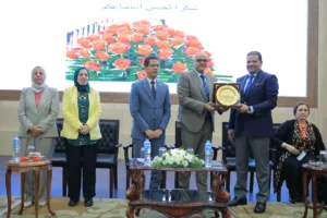 محافظ القليوبية ورئيس جامعة بنها يفتتحان المؤتمر السنوي الرابع للدراسات العليا للعلوم الإنسانية