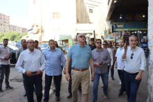 محافظ القليوبية يتفقد المواقف لمتابعة تنفيذ التعريفة الجديدة ويؤكد: لا تهاون مع المخالفين وتكثيف الرقابة على السائقين ومحطات الوقود
