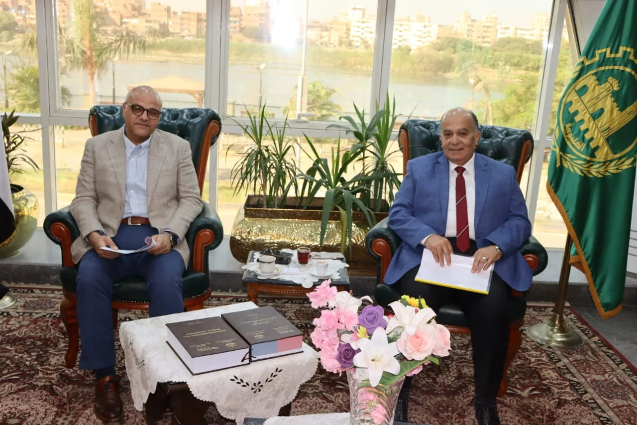 القليوبية تستعد لإطلاق أكبر مشروع لتحويل القمامة إلى كهرباء: 2000 طن مخلفات يوميًا و62 ميجاوات طاقة نظيفة القليوبية تستعد لإطلاق أكبر مشروع لتحويل القمامة إلى كهرباء: 2000 طن مخلفات يوميًا و62 ميجاوات طاقة نظيفة