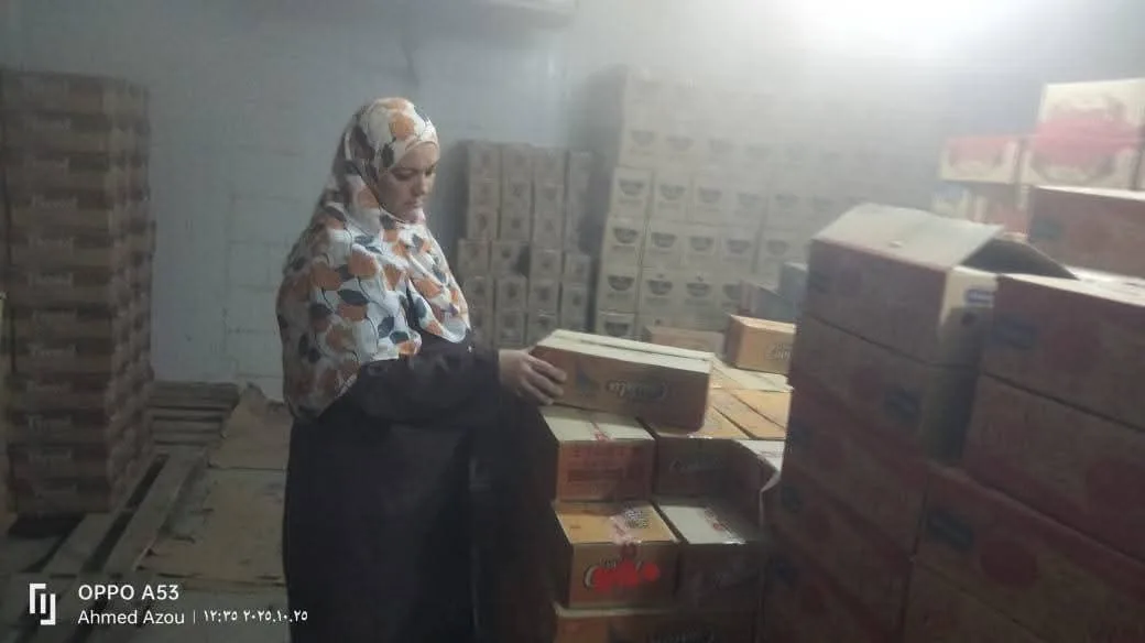 خيوط الفساد الغذائي في قبضة التموين.. تفاصيل ضبط مخازن وثلاجات غير مرخصة بالخانكة خيوط الفساد الغذائي في قبضة التموين.. تفاصيل ضبط مخازن وثلاجات غير مرخصة بالخانكة