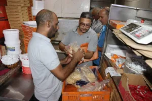 القليوبية تشن حملة صارمة: إزالة الإشغالات وغلق مطعمين مخالفين بشبرا الخيمة