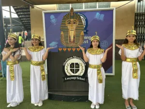 قسم اللغات بشبان بنها  ينظم إذاعة مدرسية عن المتحف المصري