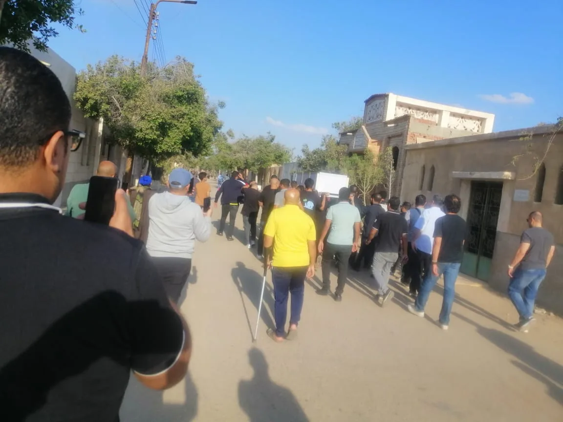 تشييع جثمان المصور ماجد هلال من بنها